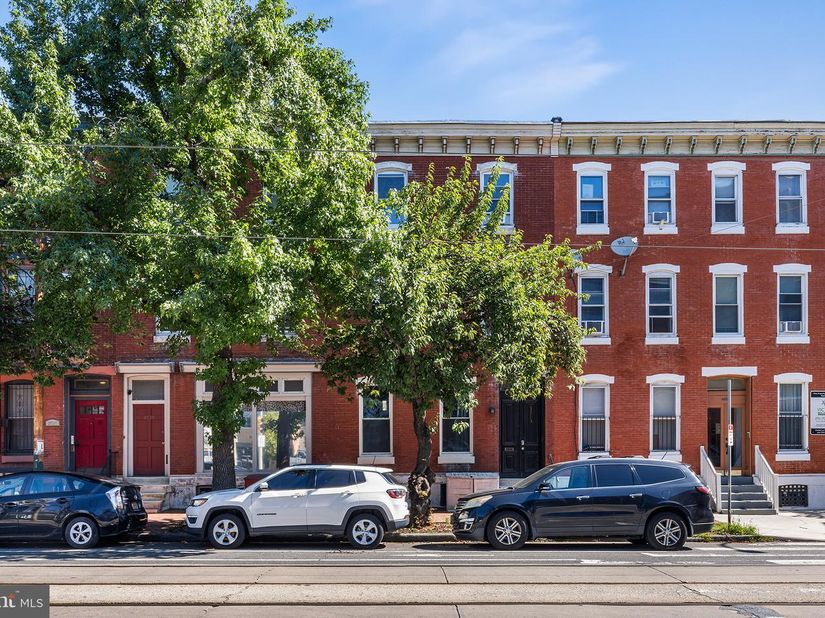 3713 Lancaster Avenue, Philadelphia PA 19104