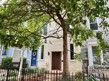 15 15TH Street SE