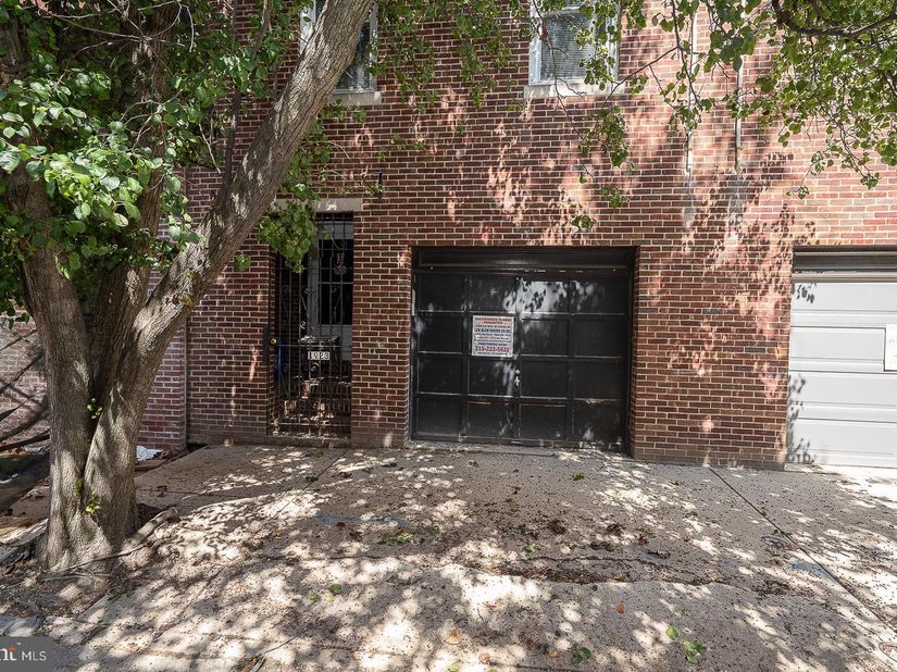 1923 North Street, Philadelphia PA 19130