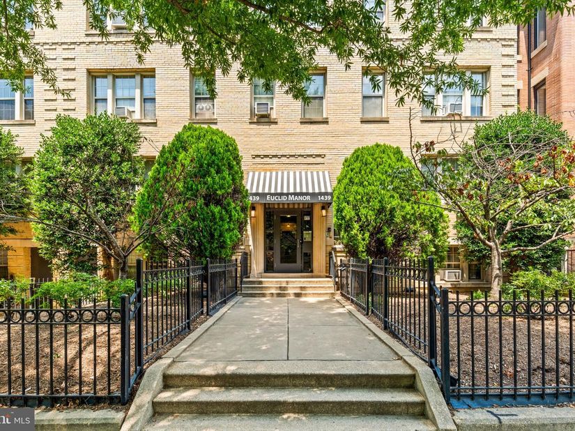 1439 Euclid Street NW 204, Washington DC 20009