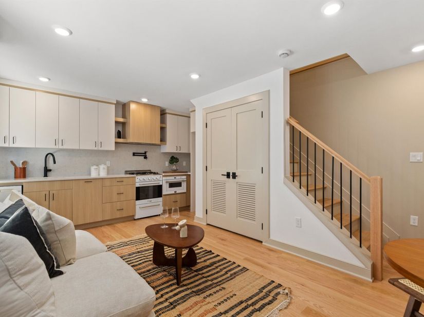 322 Princeton Ave Unit ADU, Jersey City NJ 07305