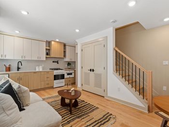 322 Princeton Ave