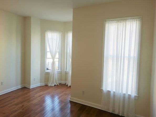 479 Bergen Ave, Jersey City NJ 07304