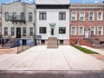 291 New York Ave