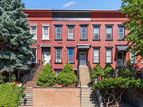 19 Whitman Ave, Jersey City NJ 07306