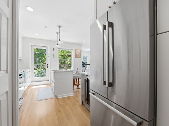 128 Jackson St 2B, Hoboken NJ 07030
