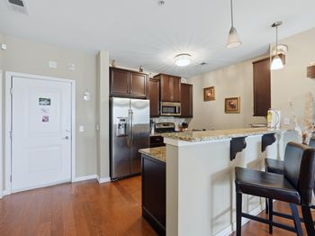 443 2nd St