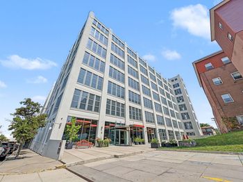 50 Dey St