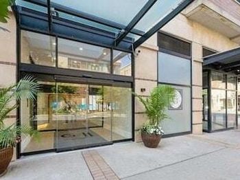 20 Avenue At Port Imperial