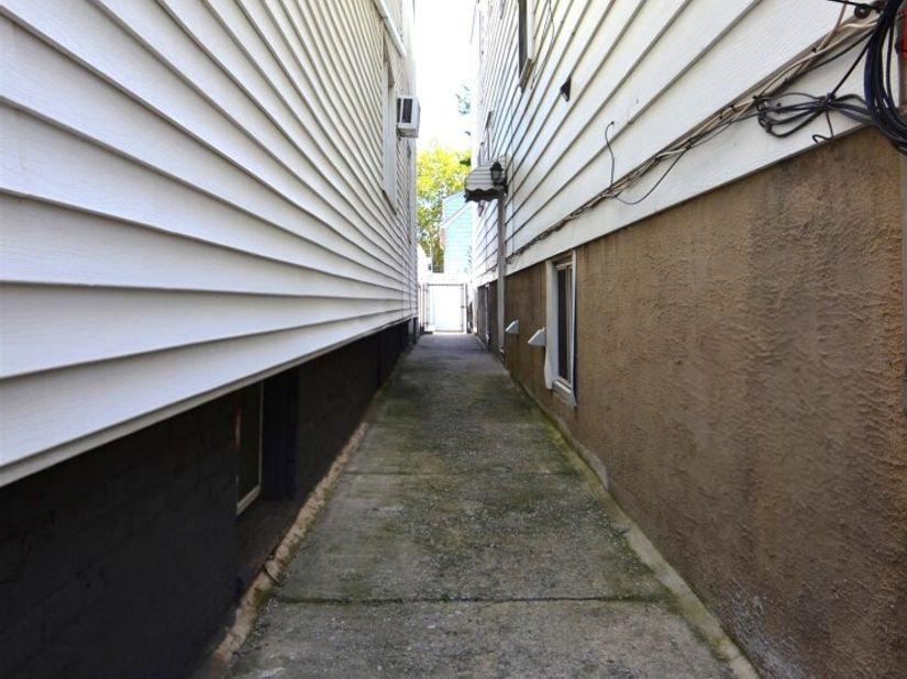 34 Trask Ave, Bayonne NJ 07002