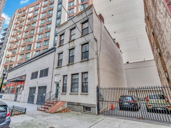 168-170 Steuben St, Jersey City NJ 07302