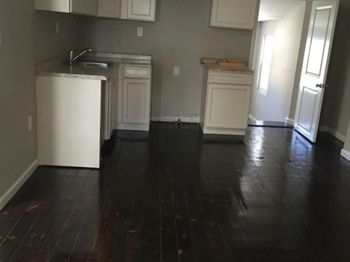 80 Linden Ave