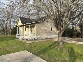5919 Woodview Drive
