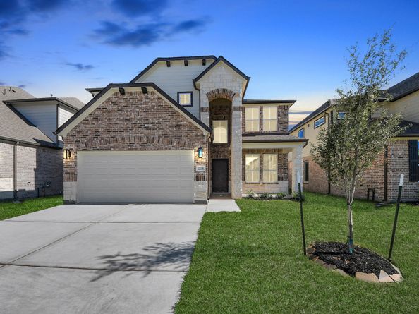 12038 Maple Oak Drive, Houston TX 77066
