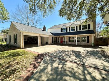 20215 Lake Sherwood Drive