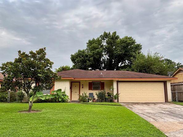 619 Rainy River Drive, Houston TX 77037