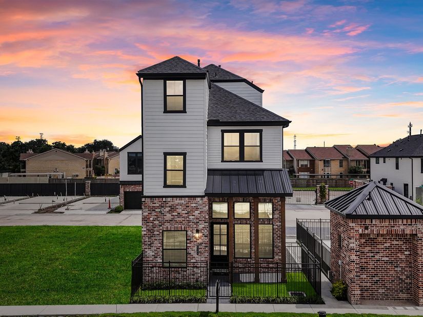 9216 Washington Heights Street, Houston TX 77063