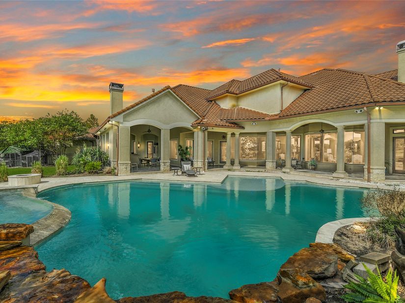 17111 Saddle Ridge Pass, Cypress TX 77433