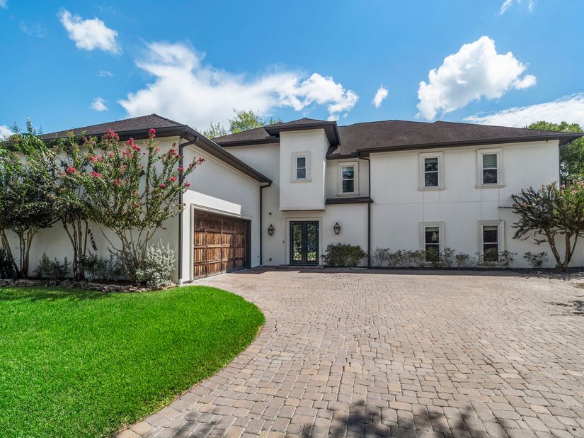9 Charleston Street S, Sugar Land TX 77478