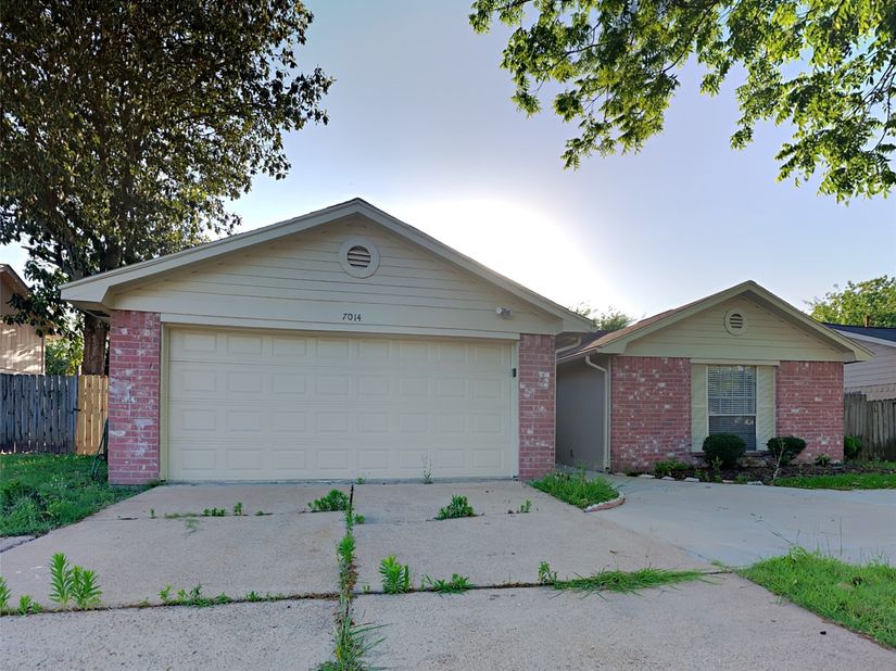 7014 Navidad Road, Houston TX 77083