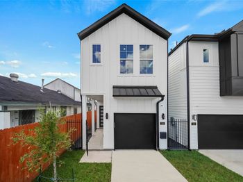 124 E 32nd Street