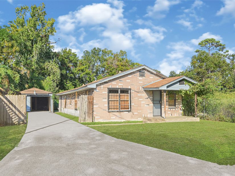 7625 Pointer Street, Houston TX 77016