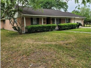 8835 Valley View Lane