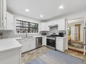 96 Eagle Rock Circle