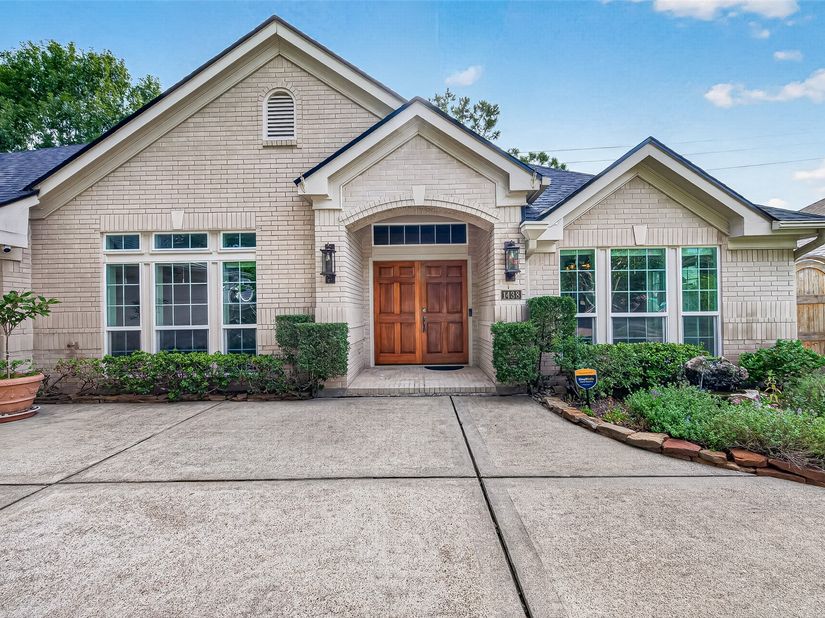 1438 Forest Home Drive, Houston TX 77077