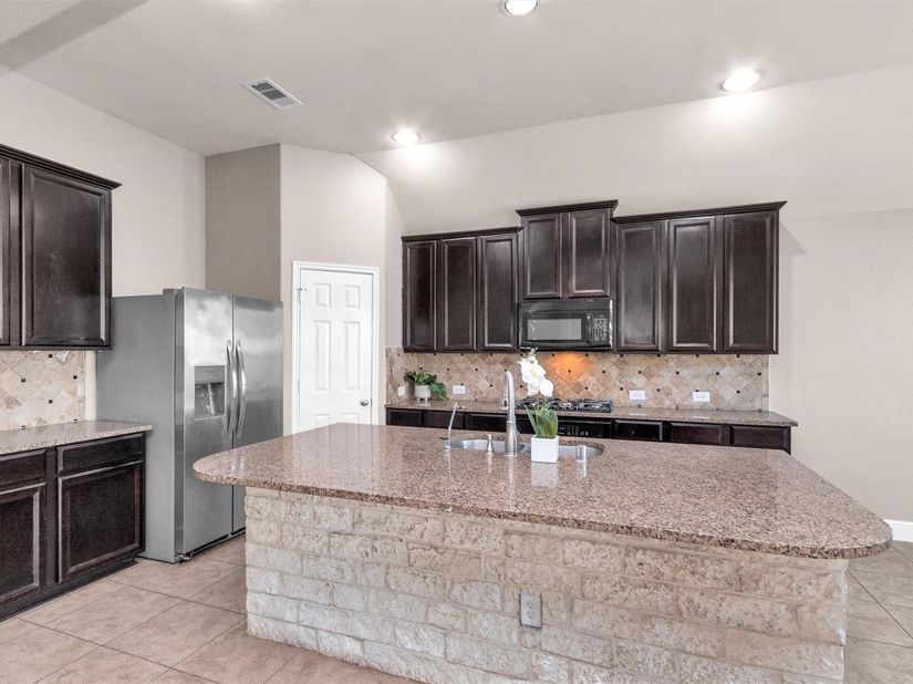 9515 Alabaster Oaks Lane, Humble TX 77396