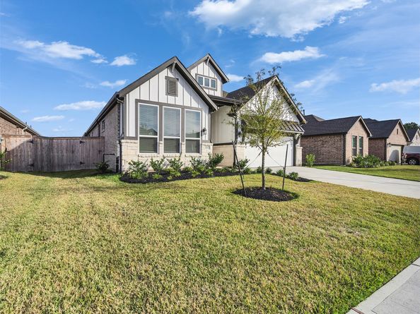 2211 Cherry Bridge Lane, Tomball TX 77375