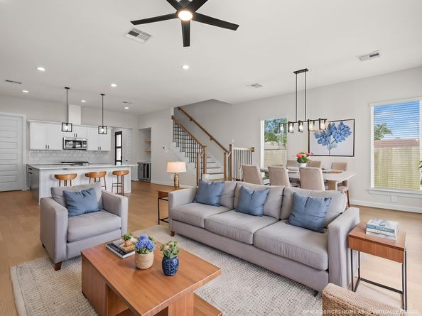 7208 Shadyvilla Lane, Houston TX 77055
