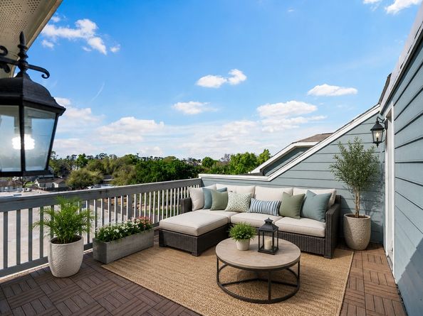 1129 Beasley Hills Lane, Houston TX 77008