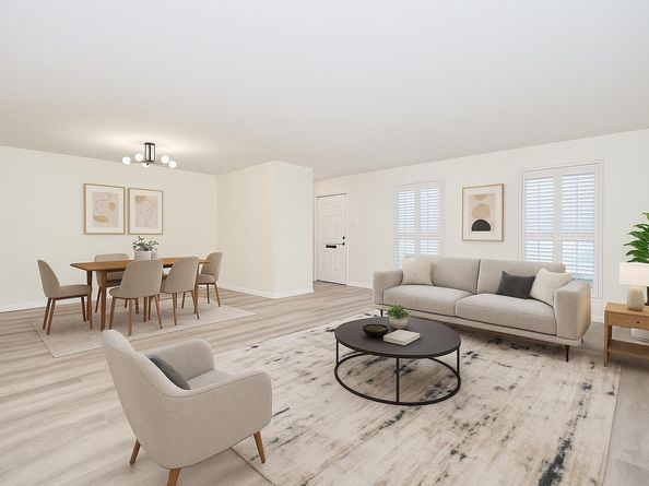 10378 Briar Forest Drive 32/5, Houston TX 77042