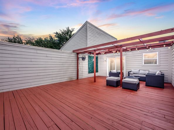 1615 S Kirkwood Road, Houston TX 77077