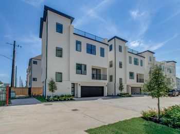 8702 Ojeman Villas Drive