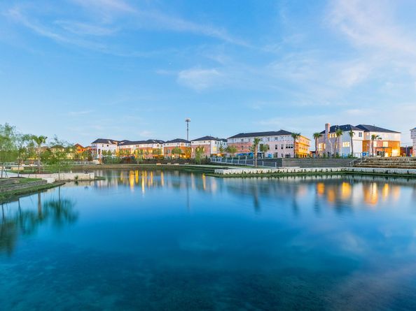 5929 Cottage Grove Lake Drive, Houston TX 77007