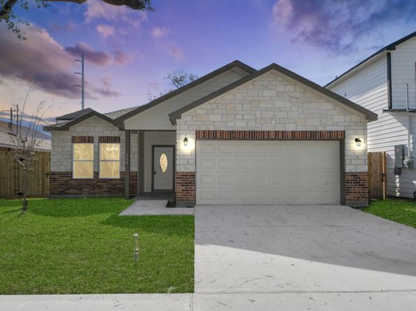 328 Gans Street, Houston TX 77029