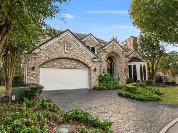 2727 S Southern Oaks Drive, Houston TX 77068