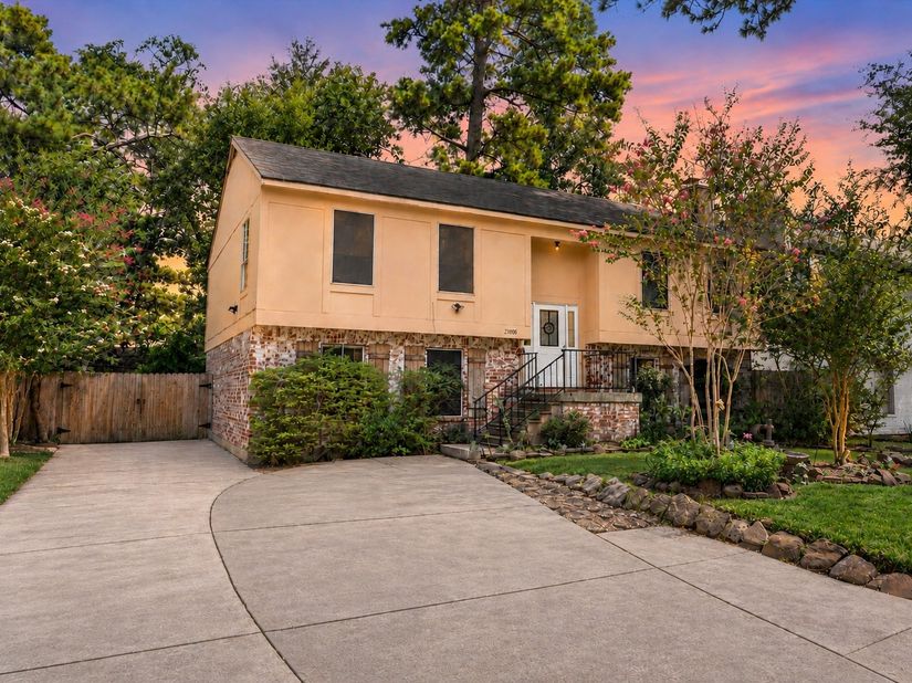 23026 Harrowby Drive, Spring TX 77373