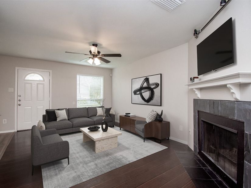 2379 Briarwest Boulevard 28, Houston TX 77077