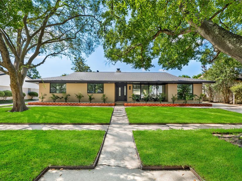 5751 Jason Street, Houston TX 77096