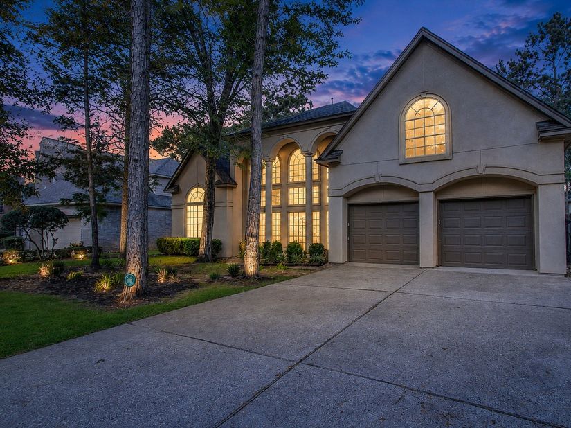 110 Capstone Circle, The Woodlands TX 77381