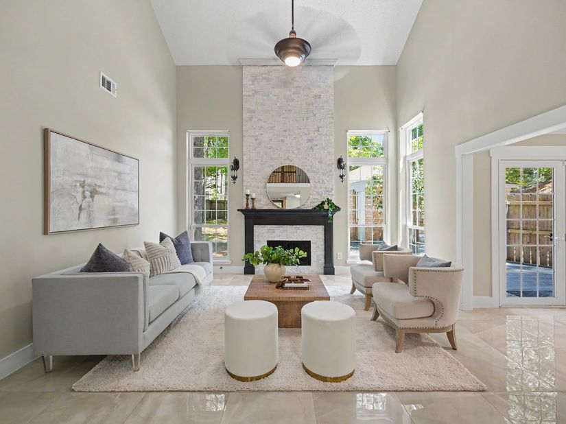 98 Breezy Point Place, The Woodlands TX 77381