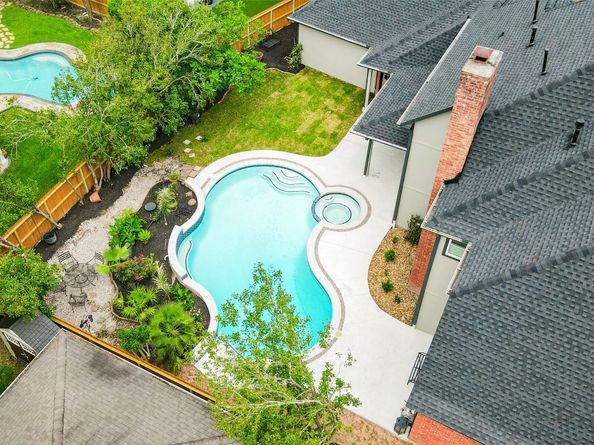 5807 Mountain View Drive, Houston TX 77345