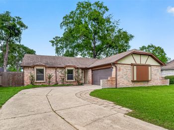 2031 Woodhue Drive