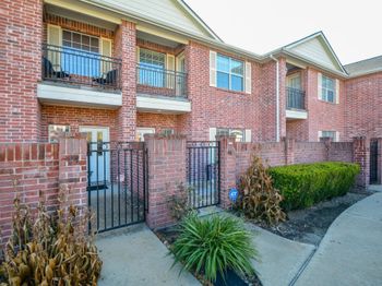 2865 Westhollow Dr