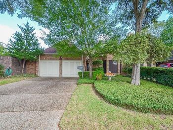1919 Mosa Creek Court