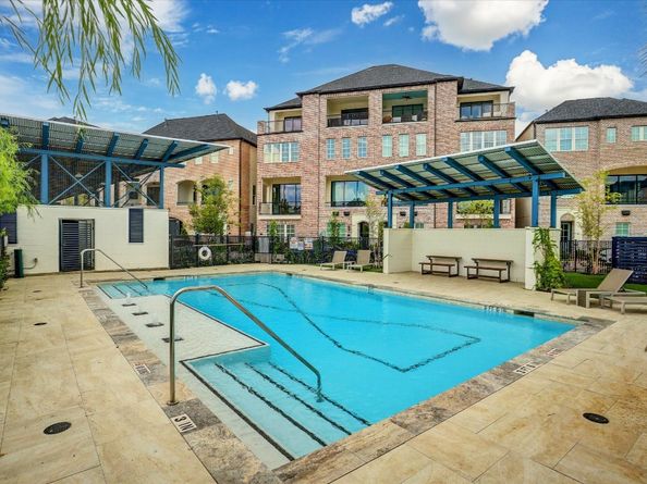 6140 Cottage Grove Lake Drive, Houston TX 77007