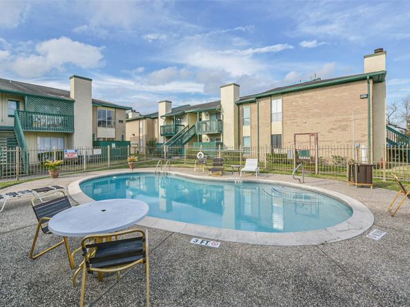 1516 Bay Area Boulevard P20, Houston TX 77058